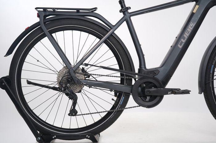 CUBE Kathmandu Hybrid ONE 625
