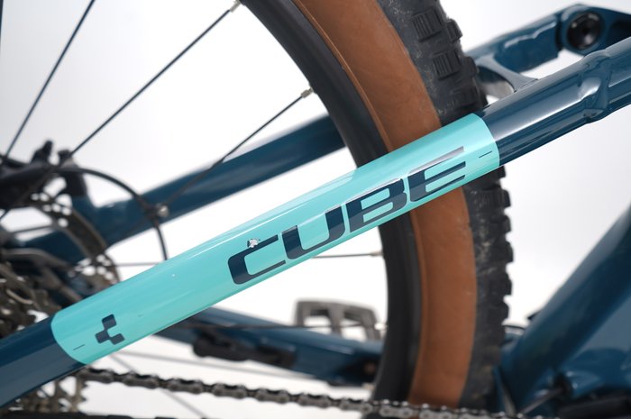 CUBE Stereo Hybrid 140 HPC Race 625