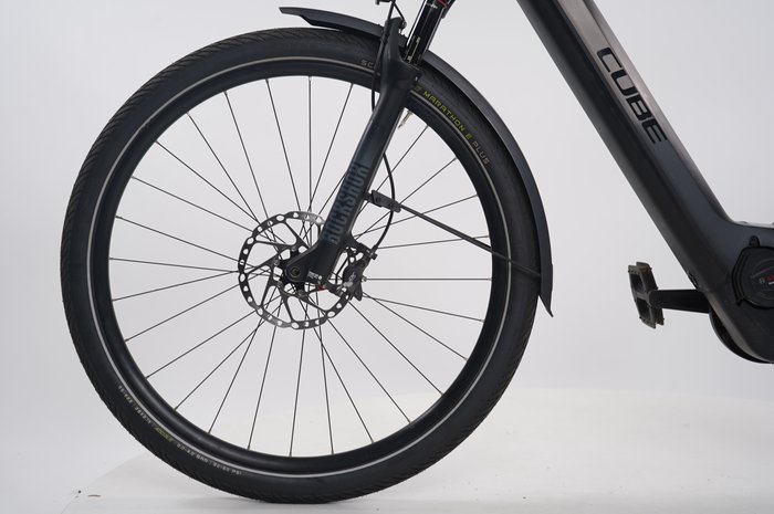 CUBE Kathmandu Hybrid SLT 750