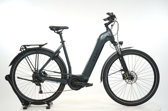 CUBE Touring Hybrid ONE 500