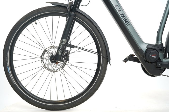 CUBE Kathmandu Hybrid Pro 625