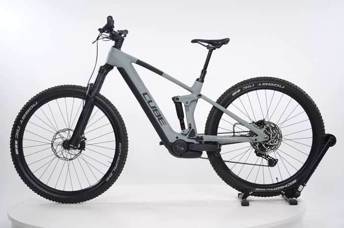 CUBE Stereo Hybrid 140 HPC Pro 750