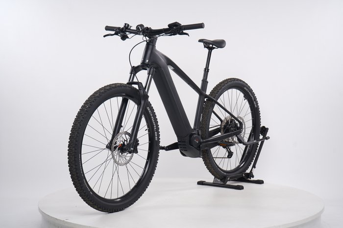 CUBE Reaction Hybrid Race 800