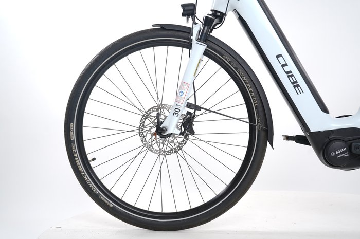 CUBE SUPREME HYBRID EXC 500