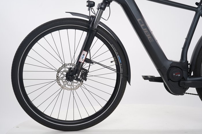 CUBE Kathmandu Hybrid ONE 625