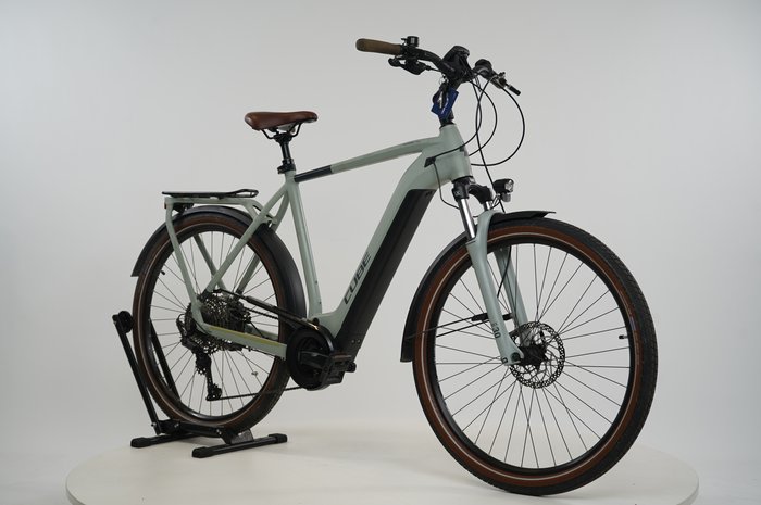 CUBE Touring Hybrid Pro 500