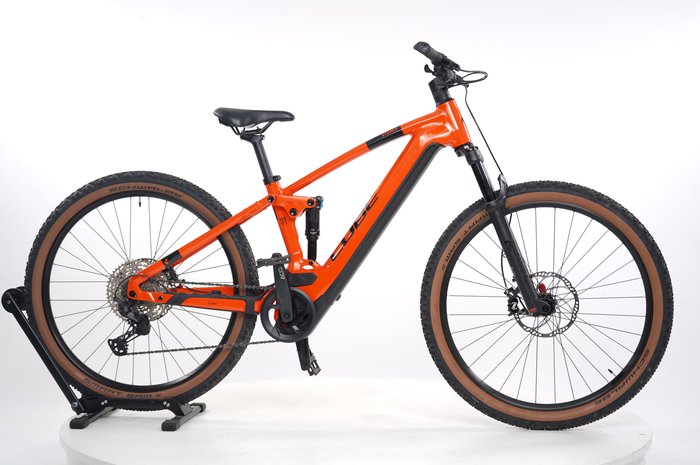CUBE Stereo Hybrid 120 Race 750