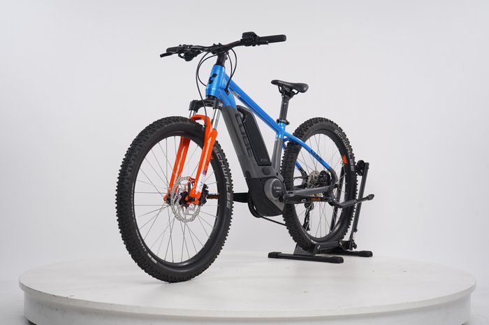 CUBE Acid 240 Hybrid Rookie Pro 400