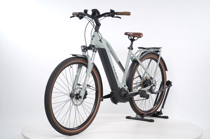 CUBE TOURING HYBRID PRO 500