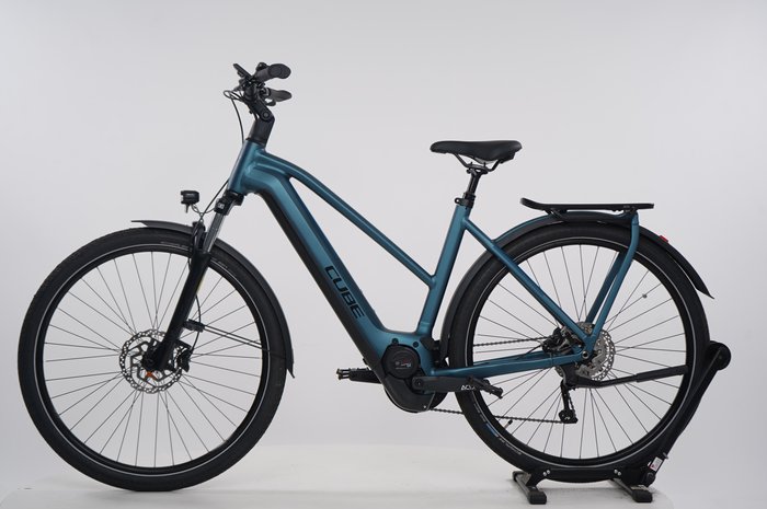 CUBE Kathmandu Hybrid ONE 750