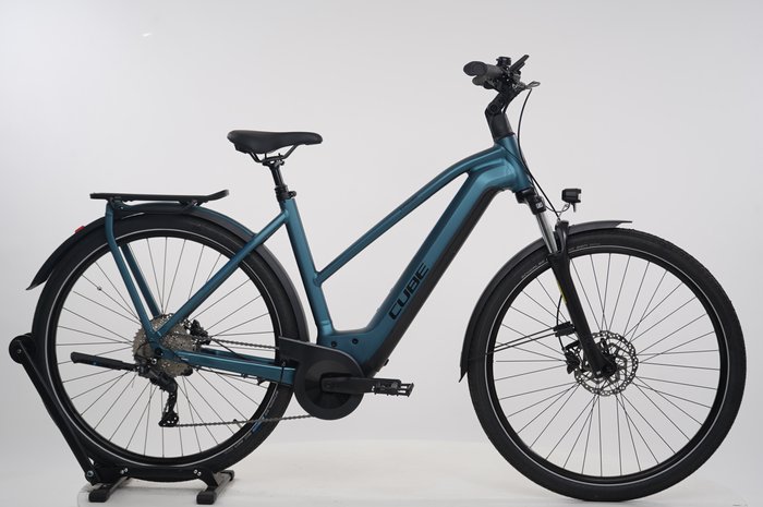 CUBE Kathmandu Hybrid ONE 750