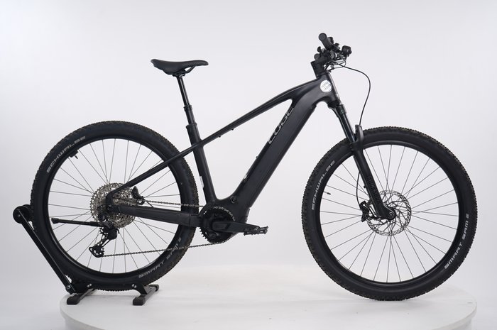 CUBE Reaction Hybrid Race 800
