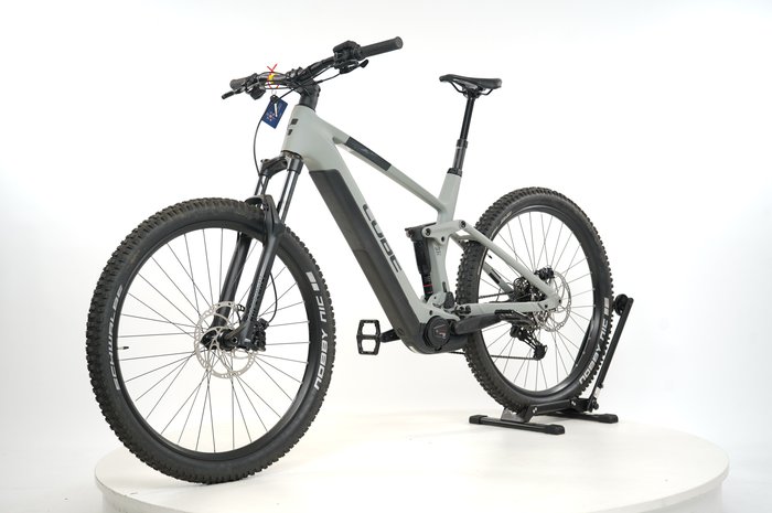 CUBE Stereo Hybrid 140 HPC Actionteam 625 29