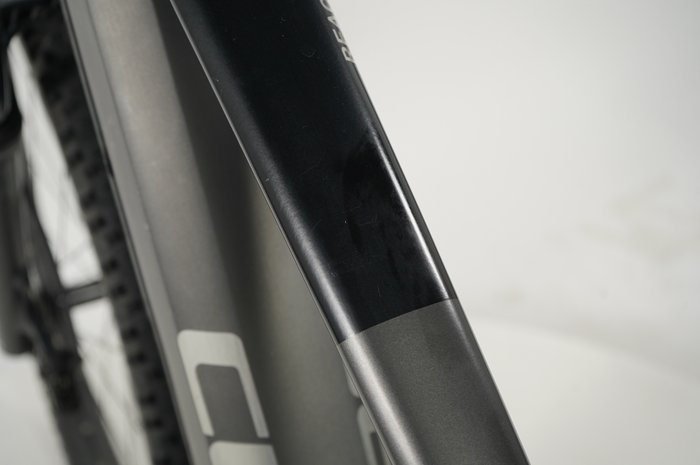 CUBE Reaction Hybrid Race 750