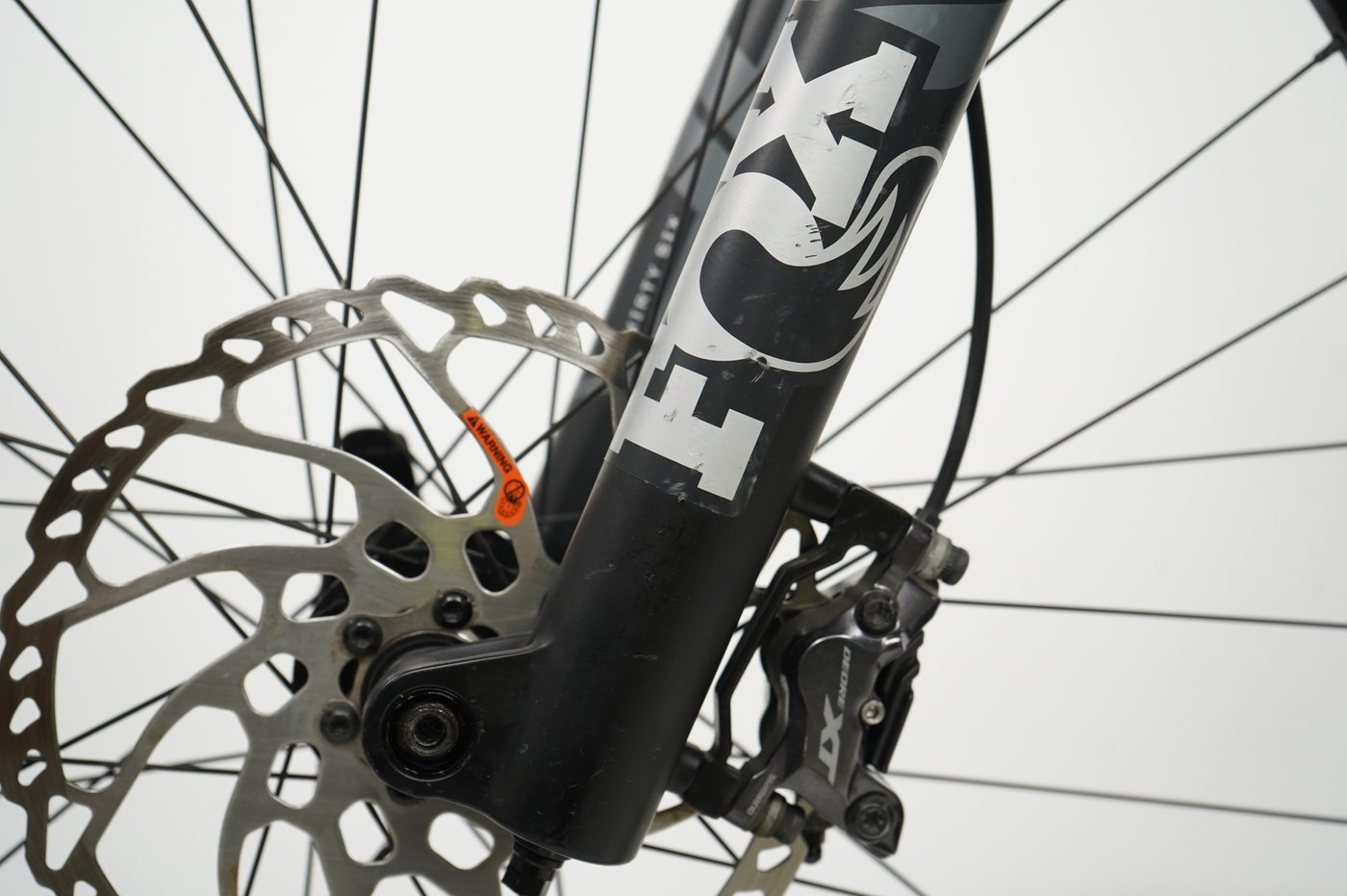 https://images.cdn.europe-west1.gcp.commercetools.com/b8f70299-e4ee-4e48-8388-0bd81b1aed37/img-026doChn-zoom.jpg