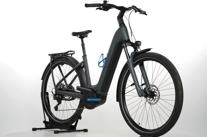 CUBE Ktahmandu Hybrid One
