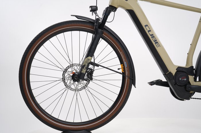 Cube Kathmandu Hybrid Pro 500