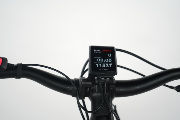 Cube Kathmandu Hybrid Pro 750