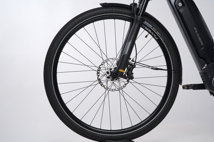 FLYER Upstreet 5 7.23