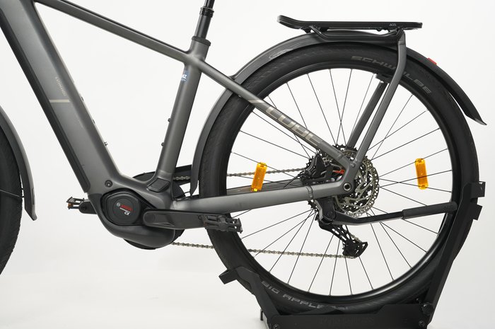 CUBE Kathmandu Hybrid Pro 800