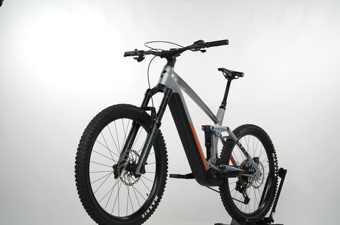 Cube Stereo Hybrid 160 HPC SL 750 27.5