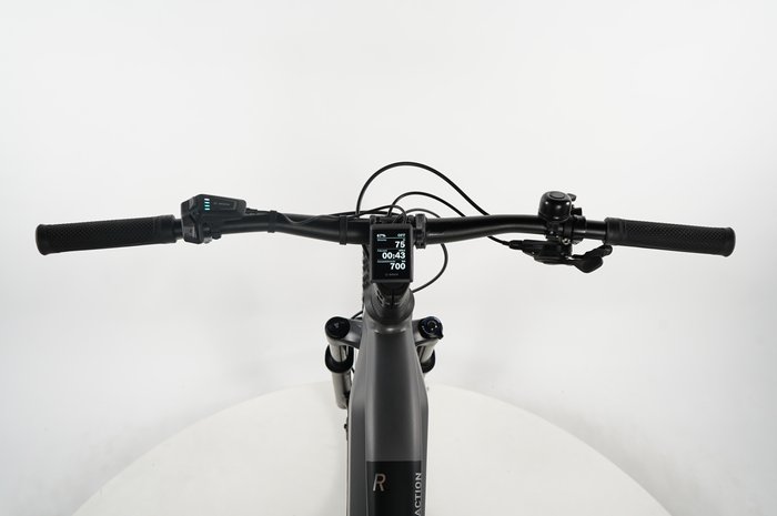 CUBE Reaction Hybrid Race 750