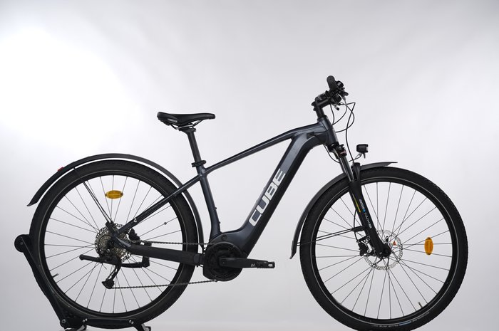 CUBE Reaction Hybrid PFM