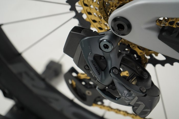 Santa Cruz Heckler SL