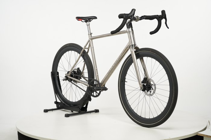 Falkenjagd Aristos R Rohloff Gravel