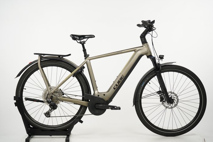 CUBE Kathmandu Hybrid Pro 625