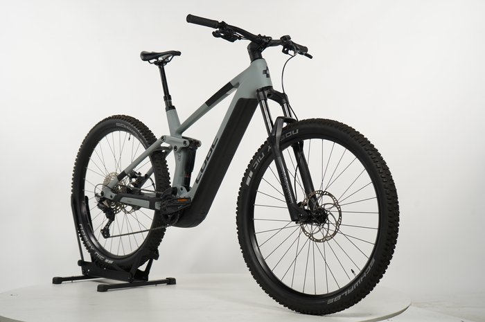 CUBE Stereo Hybrid 140 HPC Pro 625