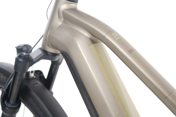 Cube Kathmandu Hybrid Pro 750
