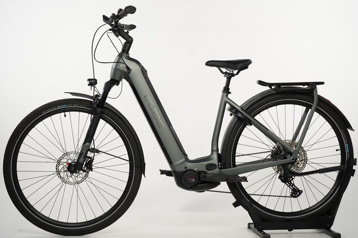 CUBE Kathmandu Hybrid Pro 750