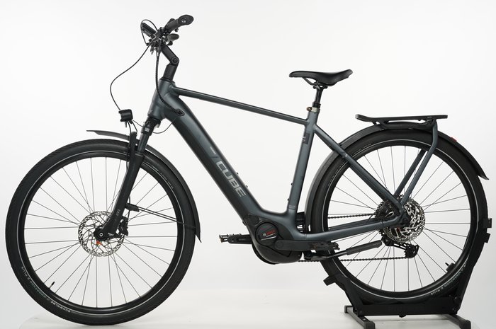 CUBE Touring Hybrid Pro 625