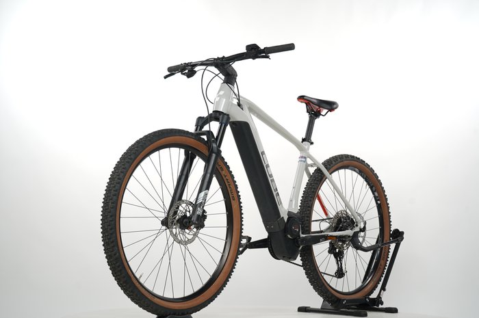 Cube Reaction Hybrid Pro 625