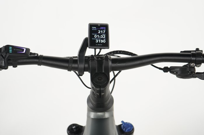 CUBE Reaction Hybrid Pro 750