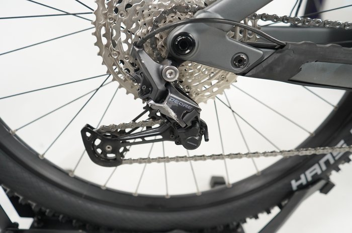 CUBE Stereo Hybrid 160 HPC Race 750 27.5
