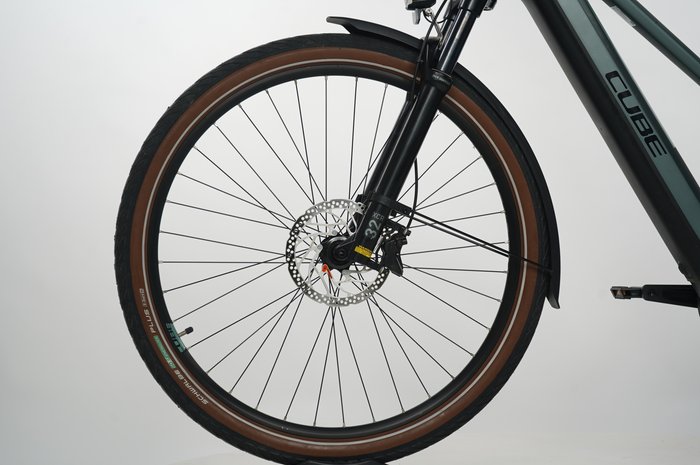 Cube Kathmandu Hybrid EXC 750