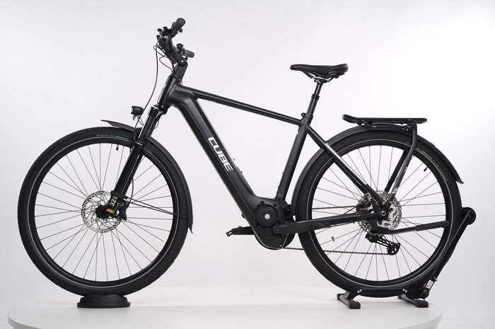 Cube Kathmandu Hybrid EXC 750
