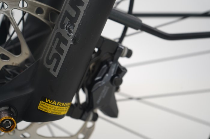 CENTURION Lhasa E R860i EQ