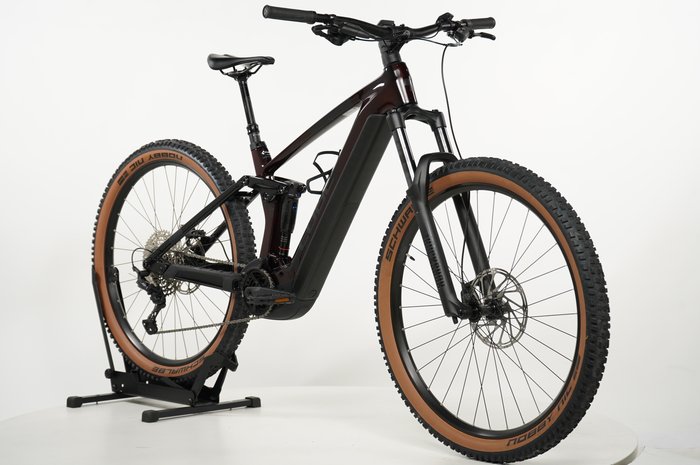 CUBE Stereo Hybrid 140 HPC Race 750