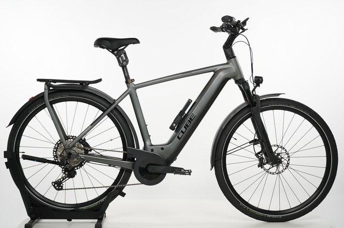 CUBE Kathmandu Hybrid SLT 750