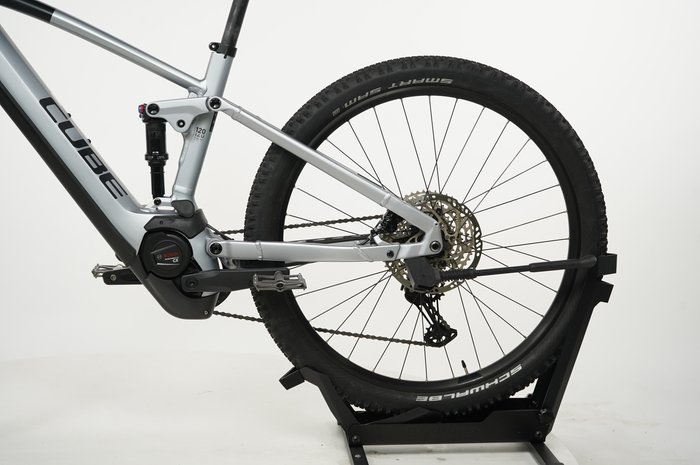 CUBE Stereo Hybrid 120 Race 750