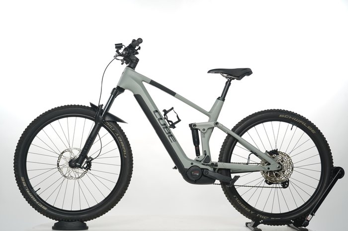 CUBE Stereo Hybrid 140 HPC Pro 750