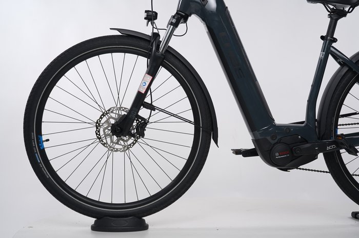 Cube Touring Hybrid ONE 625