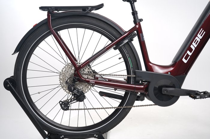Cube Touring Hybrid EXC 625