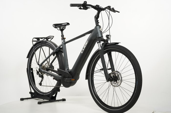 CUBE Touring Hybrid ONE 500