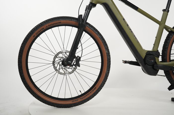 CUBE Reaction Hybrid Race 750