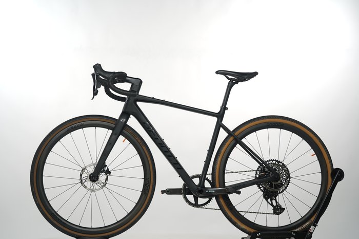 Benotti Fuoco Gravel Carbon Force/GX Mullit AXS