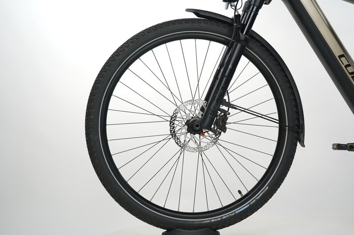 Cube Kathmandu Hybrid Pro 750